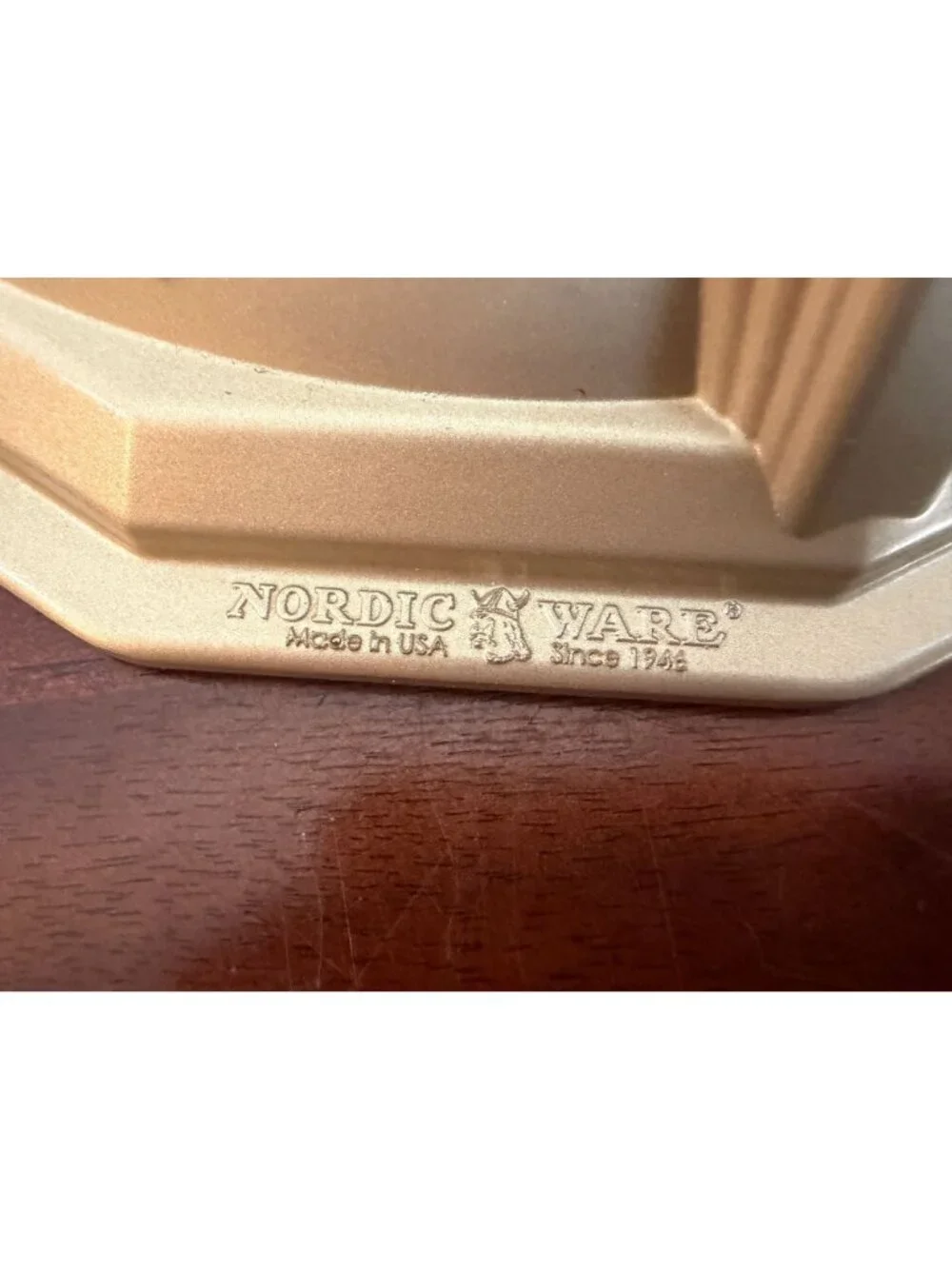 Nordic Ware Marquee Gold 10